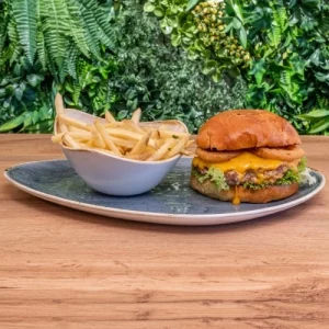 BBQ CRUNCH MIT POMMES