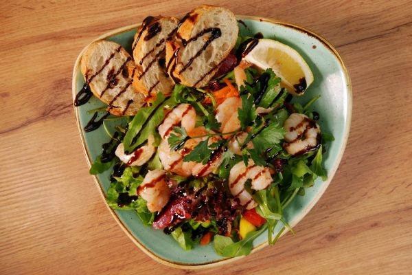 GAMBAS E RUCOLA SALAD